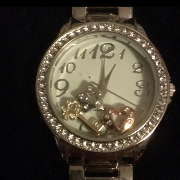 Sparkling💫🌟 Charm women watch BWC - Picture 2 of 4